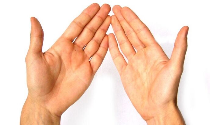αρσενικά χέρια πριν από ασκήσεις μεγέθυνσης πέους